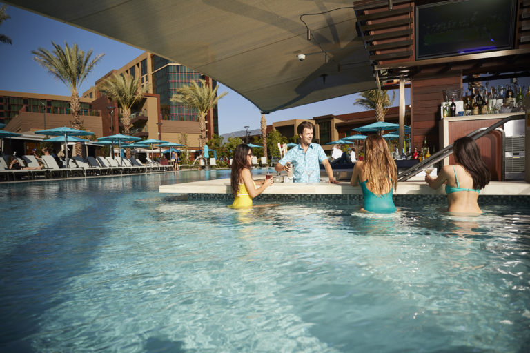 20180515_SCouncil_Pechanga_Pool_Shot_15_SwimUp_Pool_Bar_1800 x 1200